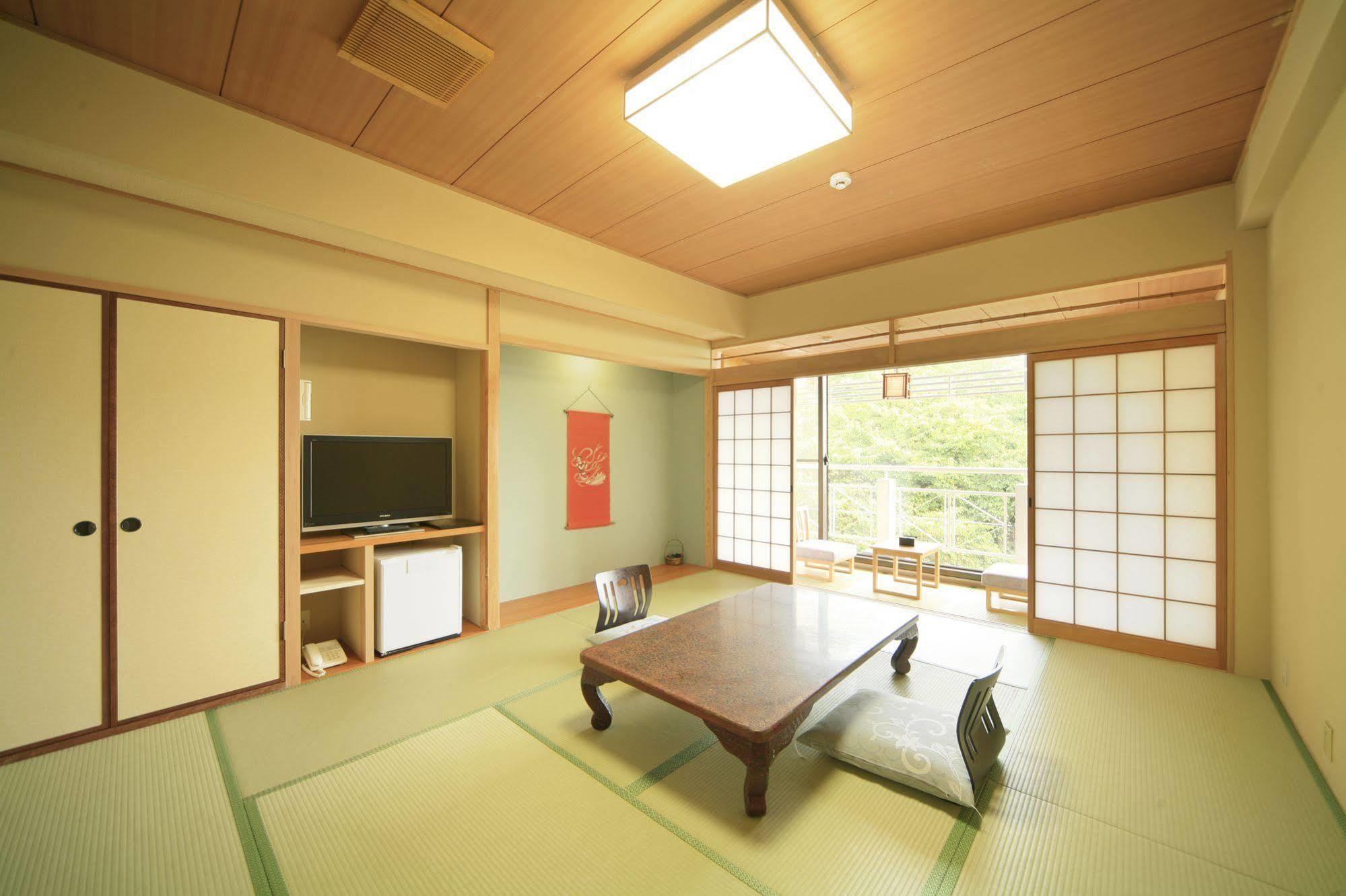 Mikasa Hotel Nara Exterior photo